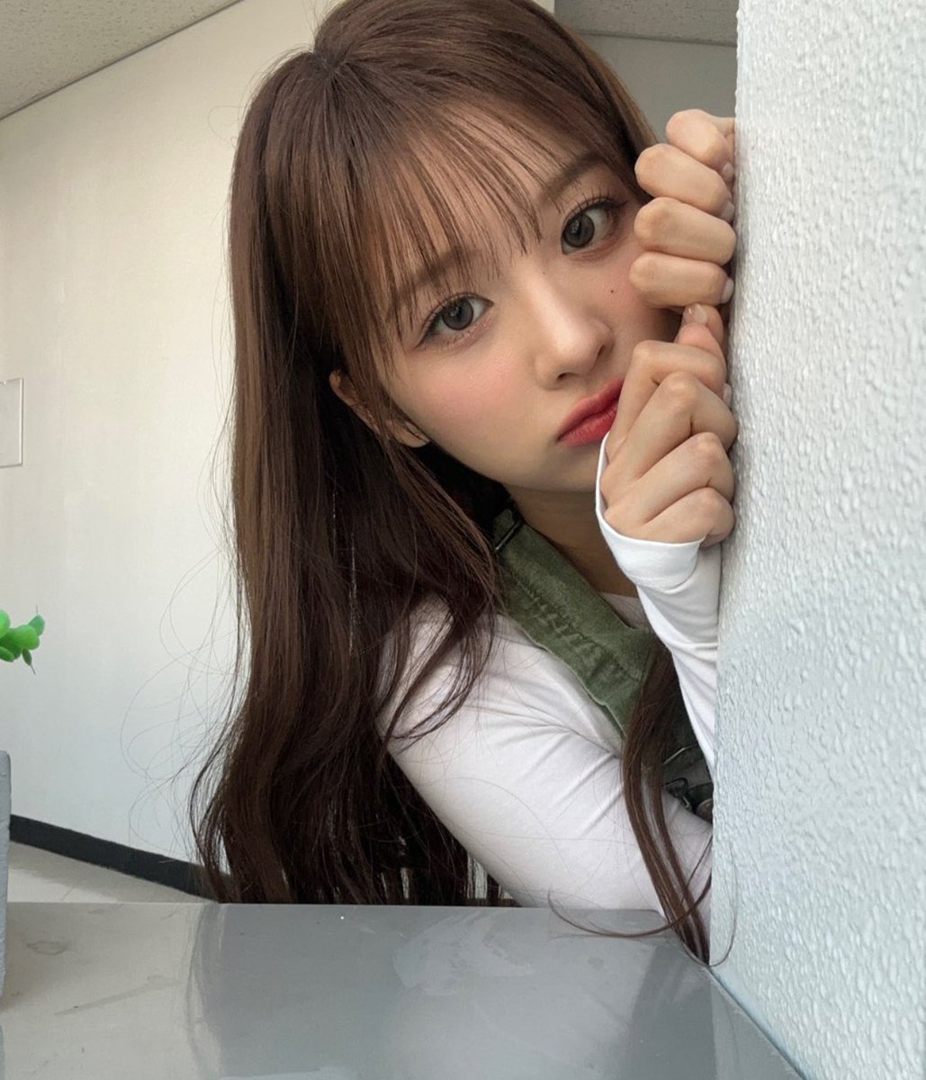 SULLJINLOOK's tweet photo. princess https://t.co/RuHmtjDA6z