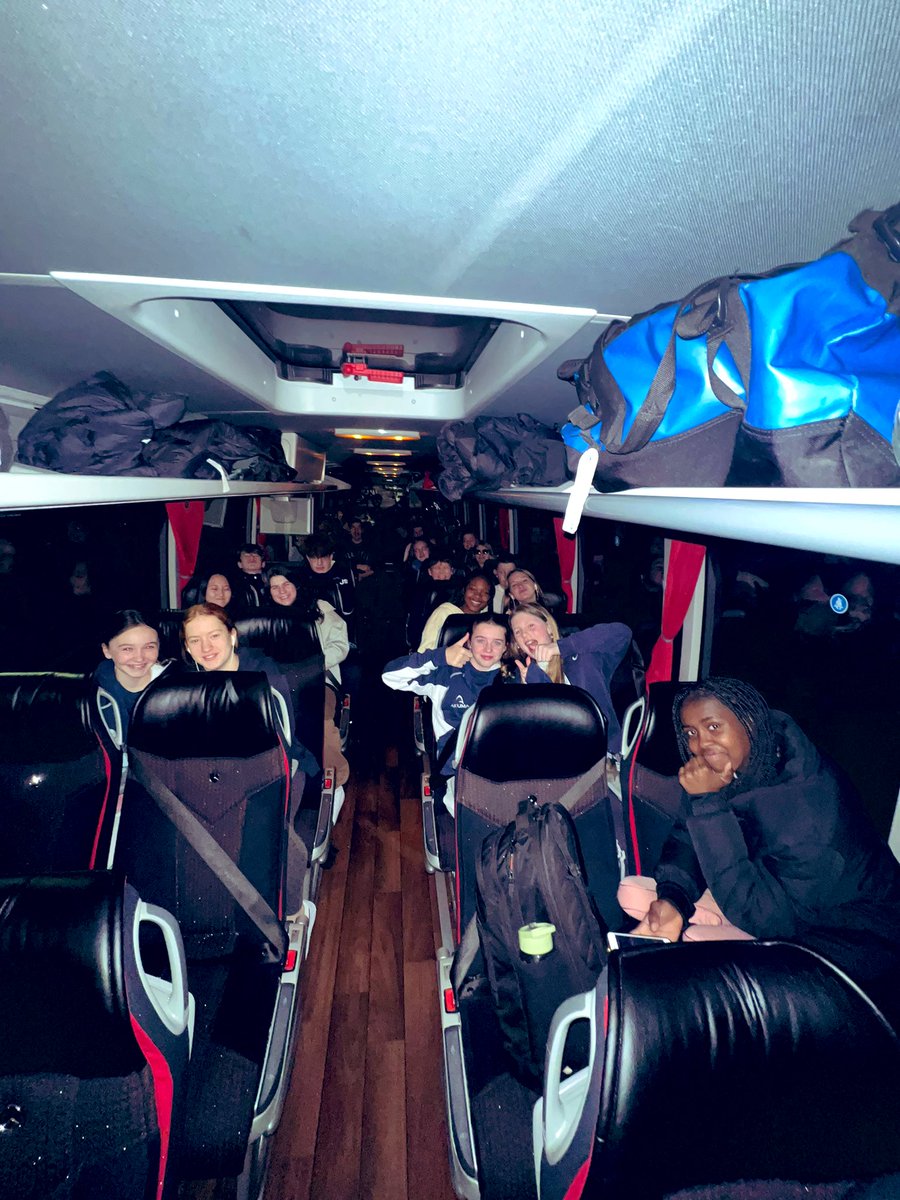 GraveneyPE's tweet image. 🇳🇱⚽️🏉 Netherlands Sports Tour 2023
And we’re off. 
#Netherlands2023 #GraveneySport