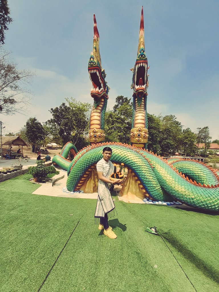 ໃຜຢູ່ສະຫວັນນະເຂດມາຫລີ້ນນຳໄດ້ເດີໂສດຫົວໃຈຍັງວ່າງບໍ່ຂີ້ຄຸ້ຍດອກມາມາມາາາ