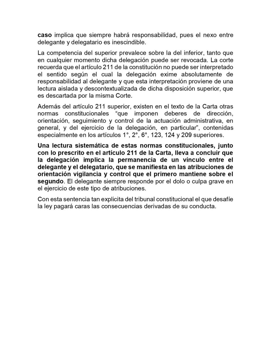 MMejiaConsultor's tweet photo. #PILDORITA PARA ALCALDES Y GOBERNADORES

DELEGAR FUNCIONES CONTRACTUALES NO EXONERA DE LA RESPONSABILIDAD AL DELEGANTE:

1 - La responsabilidad de la dirección y manejo de la actividad contractual y la de los procesos de selección es del representante legal de la entidad estatal, quien en ningún caso queda exonerado de ellas por virtud de la delegación que haga de estos deberes funcionales

2 - La expresión "en ningún caso" implica que siempre habrá responsabilidad, pues el nexo entre delegante y delegatario es inescindible

3 - Es más, el acto de delegación contractual no exime de responsabilidad al delegante en materia de acción de repetición o llamamiento en garantía. Éste podrá ser llamado a responder solidariamente junto con el delegatario

Más info 👇