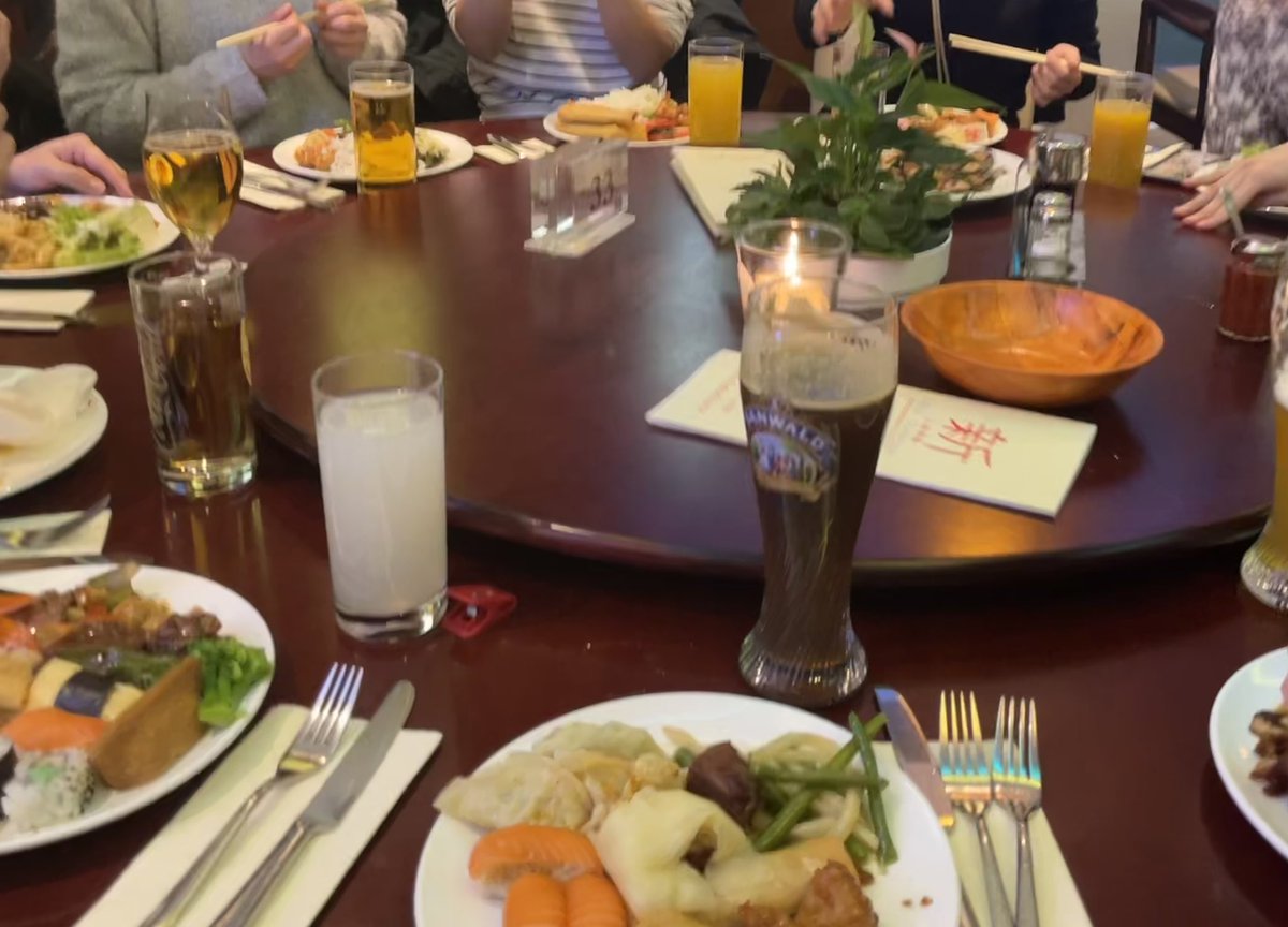 土曜は前の職場の人達とその繋がりの人達で中華レストランのビュッフェ🤤👍

去年はBBQだったけど、
今年は時期的にまだ寒いからビュッフェに🤤

また来年みんなで集まりたい🥺✨
本当に前の職場に感謝してる🙏🙏🙏 https://t.co/fcPkDmCVDa