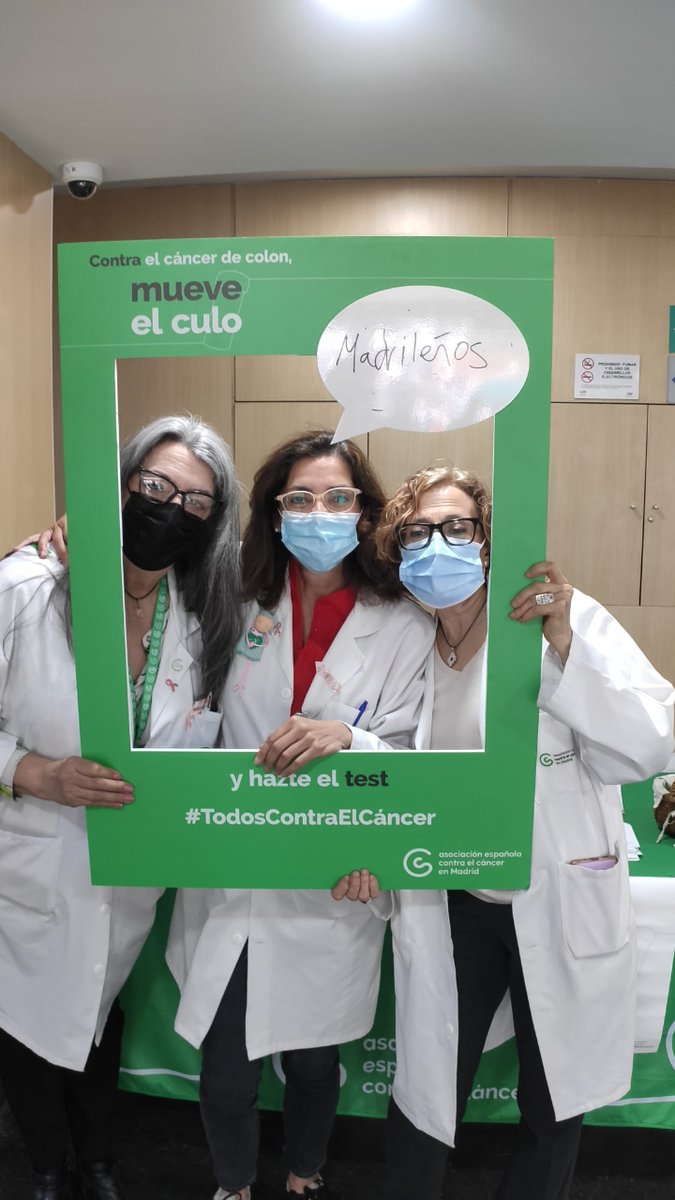 Hospital_FJD's tweet image. Los voluntarios de la @ContraCancerMAD estuvieron en nuestro hospital para informar a los pacientes y familiares, además de sensibilizarlos, sobre la prevención del #cáncer de colon con motivo del Día Mundial de esta enfermedad que tuvo lugar el pasado viernes