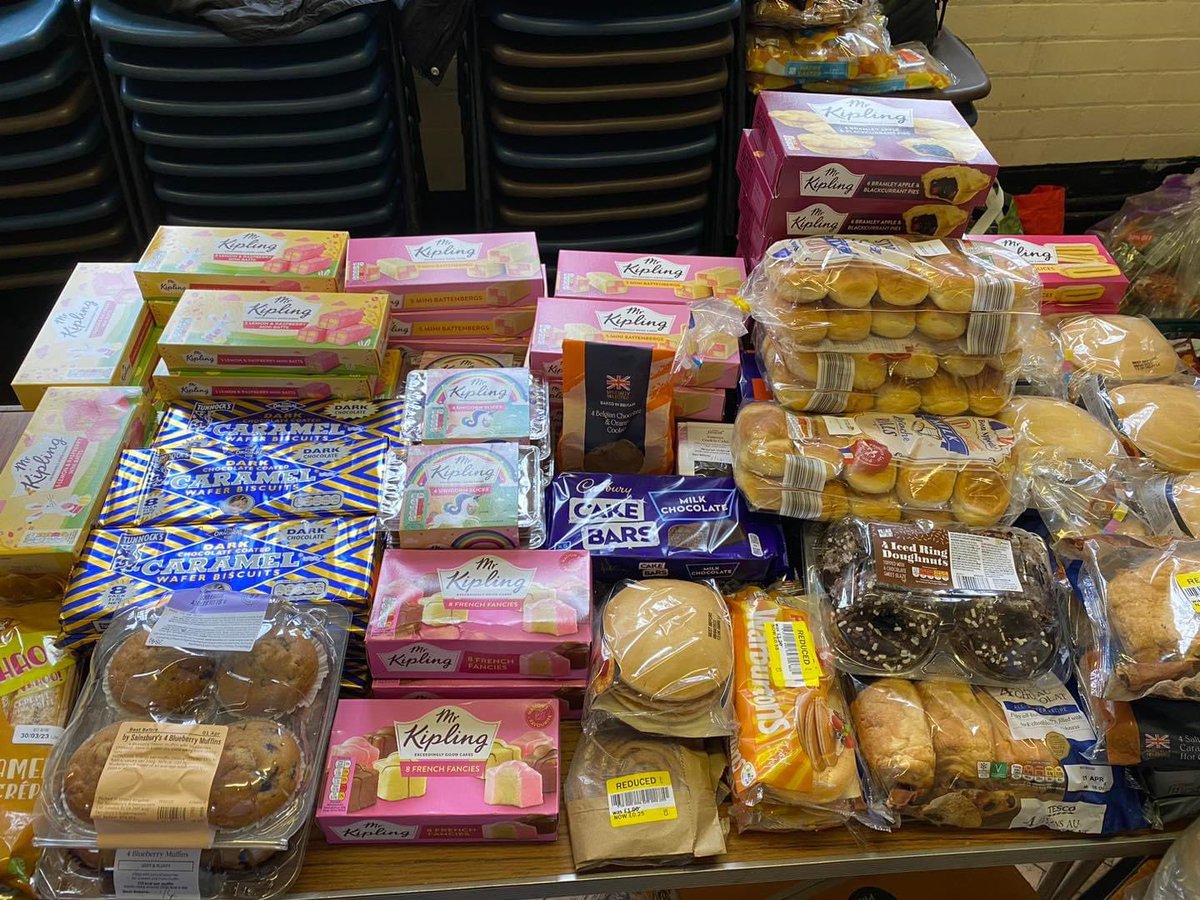 All of this saved from landfill and redistributed within the community at our Dovecot Event yesterday 🙌🏻💛

#liverpoolzerofoodwaste #savedfromlandfill #CostOfLivingCrisis #feedingthecommunity