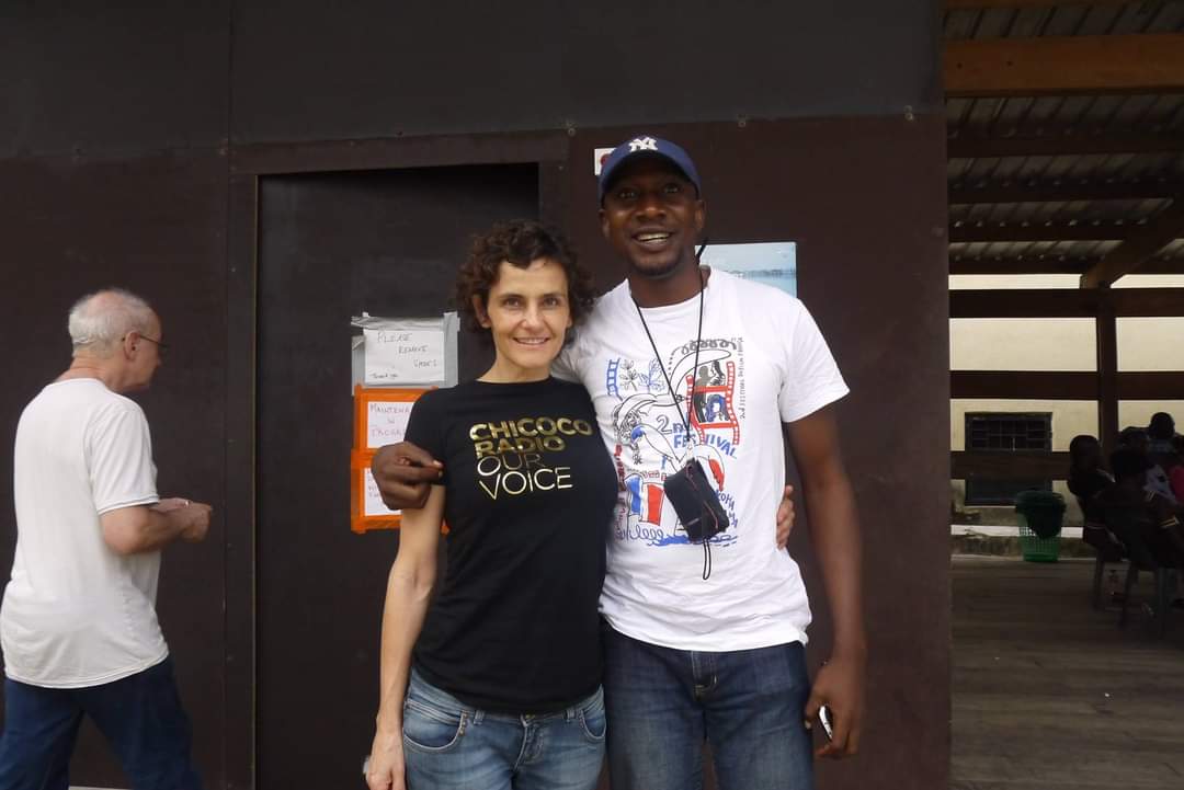 obinnachukwuzie's tweet photo. were trained on media vocational skills and solar installation. With me were Colin Neal, a Radio Studio Engineer from the UK and Ann, a former BBC-Radio trainer from Brazil.

#Media4Development #CommsPro #Radio4Development #CommunityRadio 2/2 https://t.co/kDN1vHZ3Em