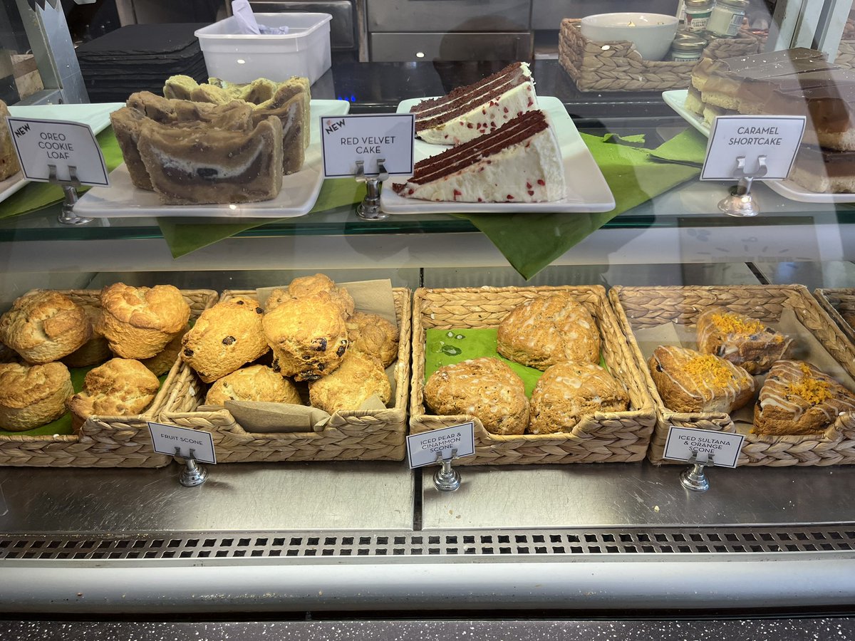 ScotIncGrowth's tweet image. Ok my Twitterati - if you’re in the #ForthValley and would like a great coffee and an awesome choice of freshly baked scones then get along to @dnisi_coffee in #Alloa Clackmannanshire #outstanding