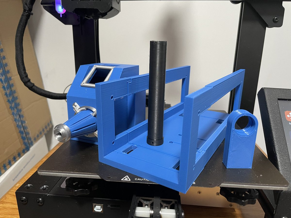 Real_Mike_R's tweet photo. Still lots of pieces to go but the #ghostbusters #therealghostbusters cartoon trap is coming along and looking great in the @SUNLU_3D Blue Gray. Parts are printing dimensionally accurate and overall aesthetic is looking nice. 

#movieprop #prop #gameprop #PopCulture https://t.co/oxrSCaUB2A