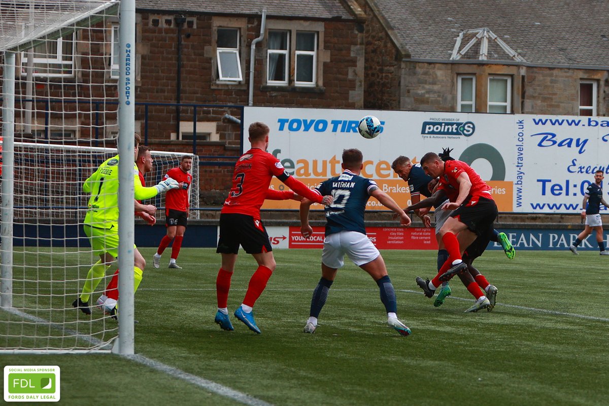 RaithRovers's tweet photo. That man Tom Lang 🤩 One minute he’s performing crucial last-ditch tackles and blocks… The next, he’s in our opponent’s box, beating his defender to find the back of the net 👏
📸 by @nmurrayphotos & Tony Fimister
#YourRovers https://t.co/0H8TLrcgrL