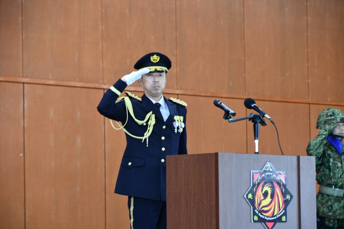 師団長着任式】 令和5年3月31日、第39第8師団長に坂本陸将が