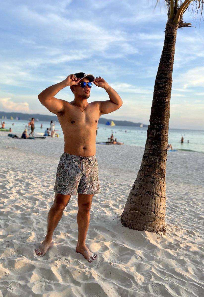 Sun-kissed skin so hot will melt your… 🤭

#sunkissed #tan #summer #summerserye #summertime #summervibes #endlesssummer #boracay #boracay2023 #instagram #igdaily #travel #travelgram #beach #morefuninthephilippines