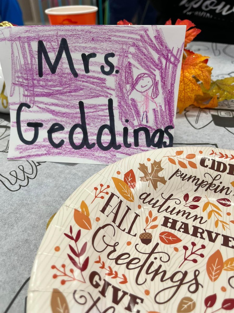 sumter_mes's tweet photo. Happy National Assistant Principal’s Week to Mrs. Geddings! @sumter_mes loves and appreciates you!💙@maria_dantzler @SumterSCSchools #PantherPride #SumterSDProud https://t.co/LcBqisvFDT