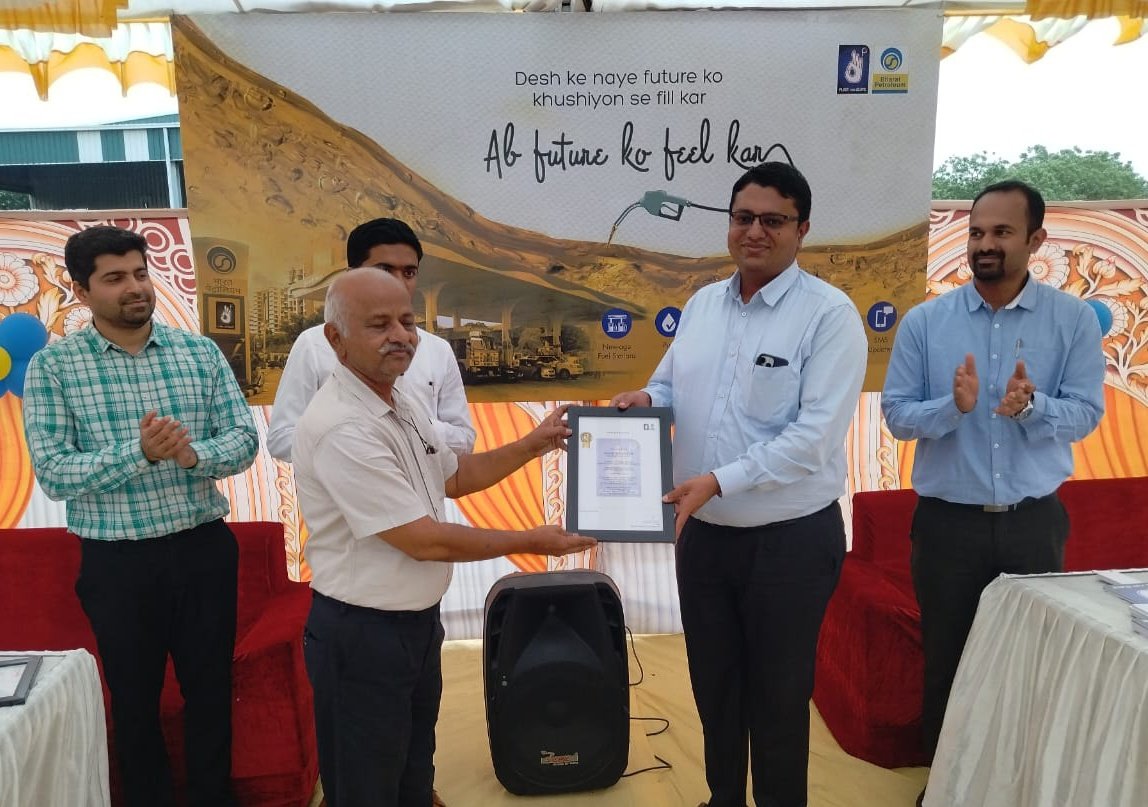 RajkotBpcl's tweet photo. Declared stretch of Maliya - Wankaner (Morbi Dt), NH27 Pure for Sure Next Gen. Now highway customers can enjoy Next Generation fuelling experience with tech enabled Q&Q assurance, convenience and best in market rewards.
#PFSNextGen
@kulsachin2412
@TushPai https://t.co/1iij9txFv7