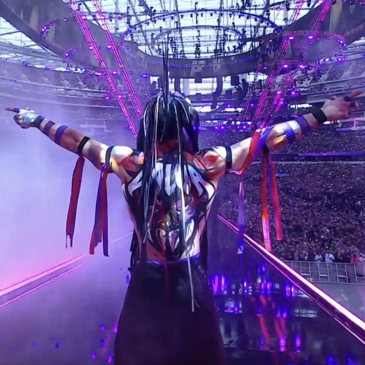 JoyBhatnagarr's tweet photo. Wow.
The "Brood" Edge Vs The "Demon" Finn Balor is awesome. I was very exited for this match with the speculation. Both are did a great work 👌👍.
Congrats to Both 💐
#WrestleMania #BroodEdge #DemonFinnBalor.. https://t.co/pyMlxQWSEc