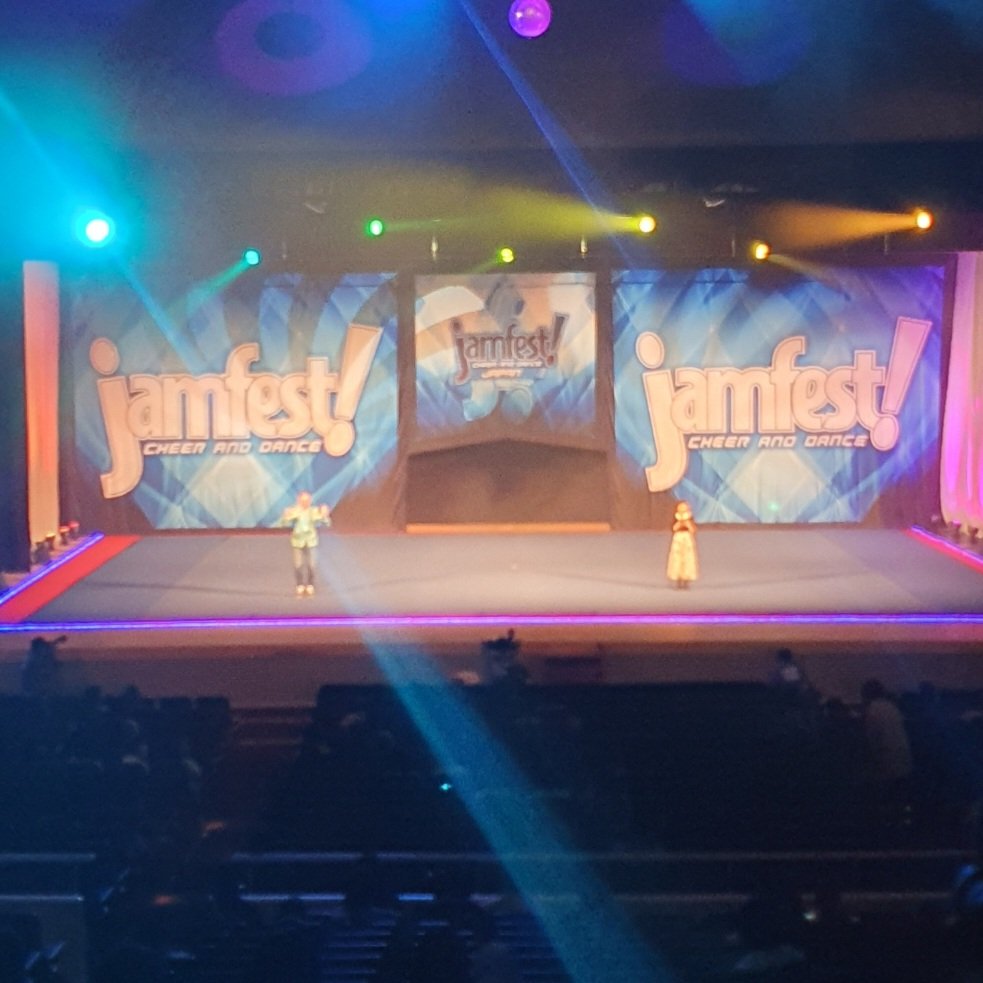 zoe__morris's tweet photo. Amazing week of (cheer) work in Tokyo @JAMfestJAPAN , because a change is as good as a rest. Today it's back to the day job, slightly jetlagged but with some incredible memories made. https://t.co/S4QJ07Ub5M