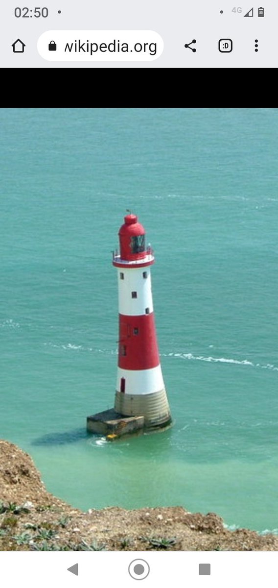CarinitaCarloni's tweet photo. #BeachyHeadLighthouse is a #lighthouse located in the English Channel below the cliffs of Beachy Head in East Sussex. It is 33 m in height and became operational in October 1902. It was the last traditional-style 'rock tower' to be built by Trinity House. @FarosLos me encanta https://t.co/8oWlIAyuHh