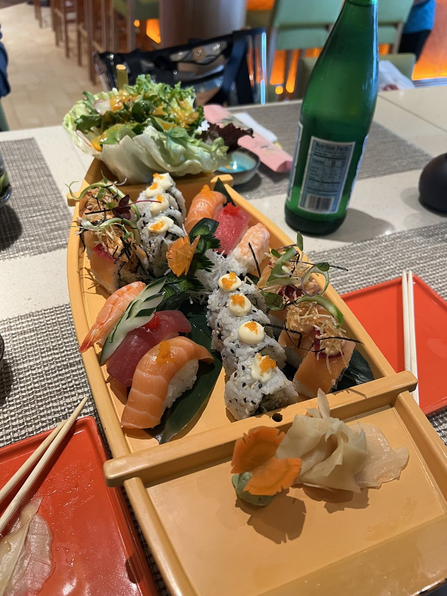 RockC21's tweet photo. Boats on boats 🫣 https://t.co/Sxih6Mhqex