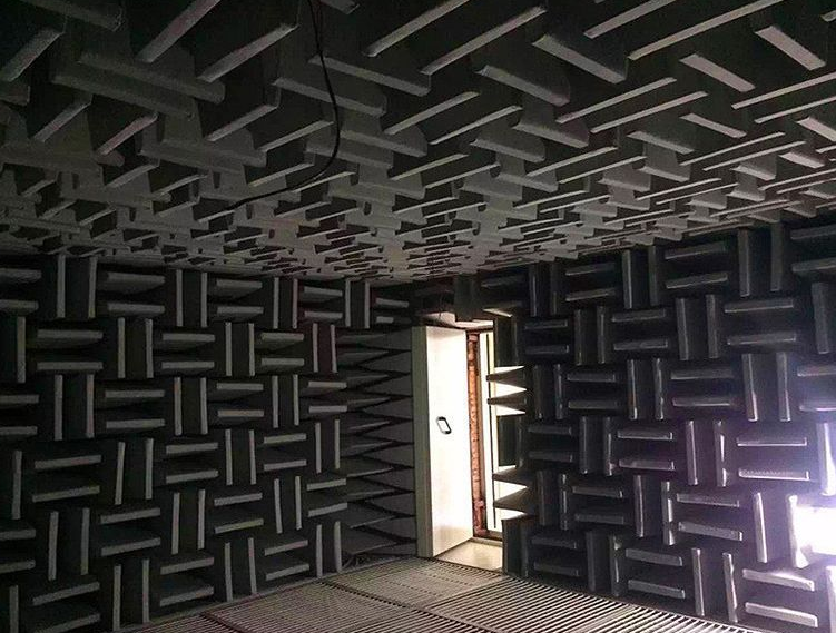 ClocellA's tweet photo. 📷Farewell to the finished anechoic chamber in the new week!
📷This is a perfect space

Product Used: Twin Peaks Spiked Acoustic Foam https://t.co/F6KdxHniAW