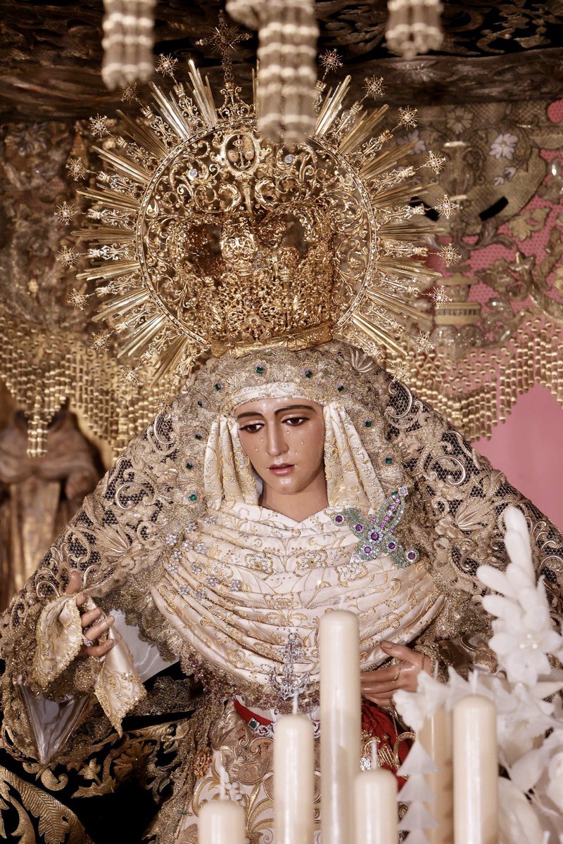 sopena_alvaro's tweet photo. “La *ESPERANZA* es la virtud del corazón que no se cierra en la oscuridad, ni se detiene en el pasado, sino que sabe ver el mañana”. https://t.co/QgyubEZEJx