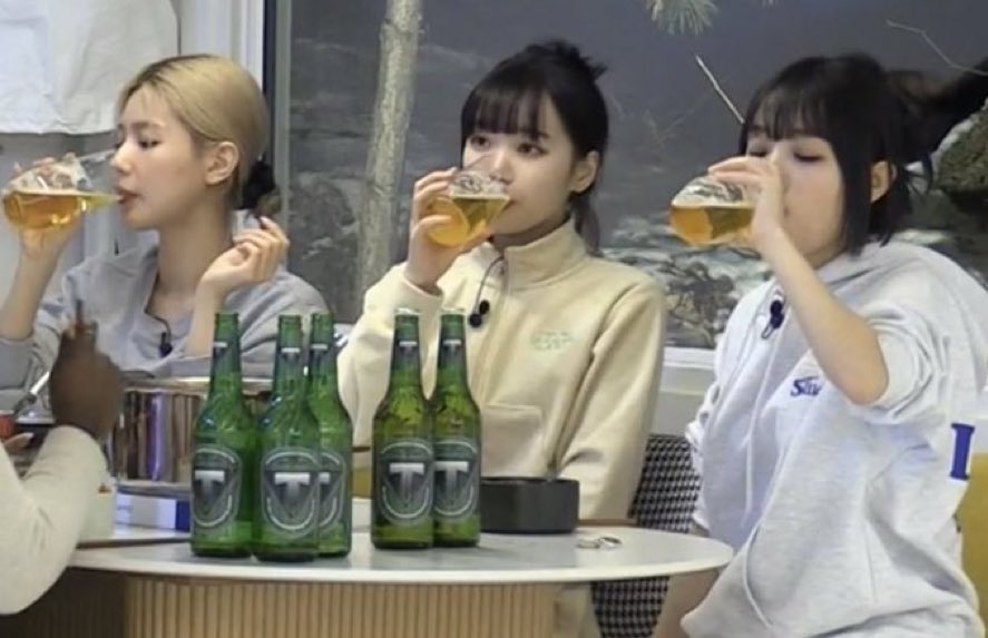 กินแบบพรีเซนเตอร์    กินนม        กินเอาเมา