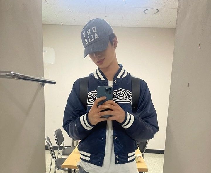 ︎ ︎

          nyc ✈️ edinburgh touchdown

︎ ︎