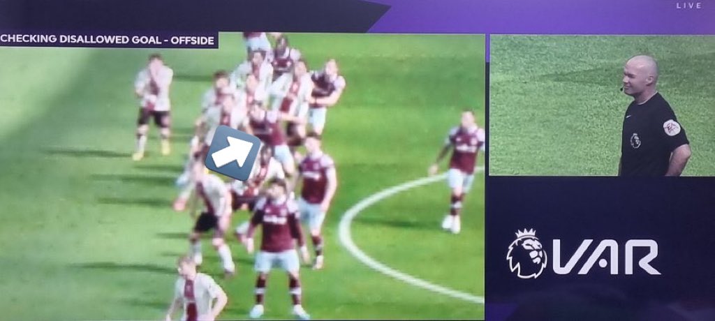 VARmessedUp's tweet photo. VAR took 3 minutes 23 seconds to decide whether Nayer Aguerd was offside or not.

TF!! https://t.co/XVvbfjgFSE