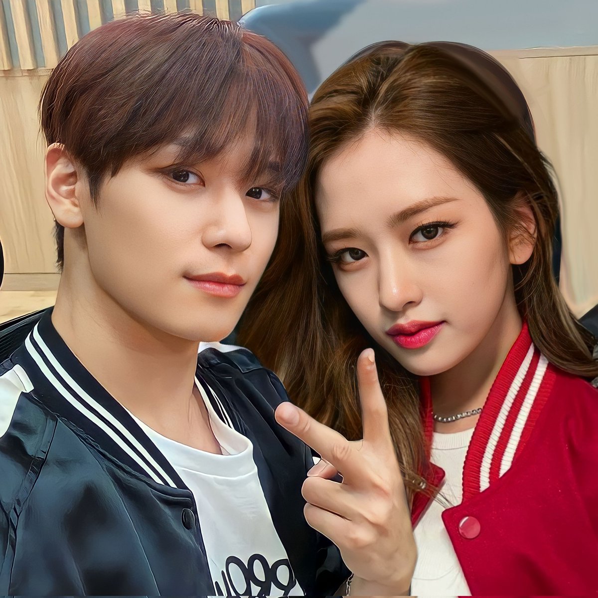 jzuyoo's tweet photo. How lucky i am to have you. https://t.co/QI3eiGE3vy
