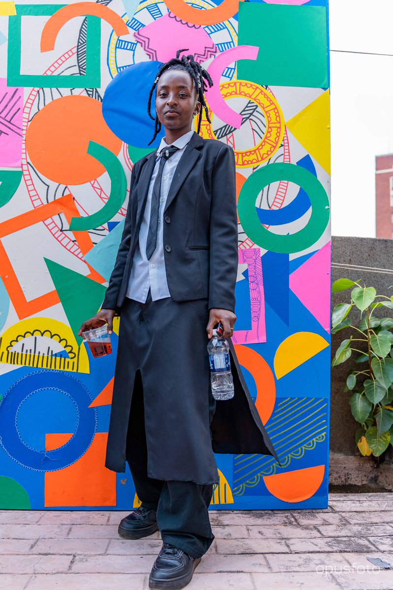 UlenniOka's tweet photo. Harare Downtown Street Style is coming up crazy taking over the whole continent.

The most spaces you find young people are the Galleries ,art spaces &amp; Downtown &amp; at the SS Fabrik Party one of Zimbabwe’s leading Art &amp; Design platforms.

#fashion 
#streetstyle https://t.co/Kl4Cw0A5g3