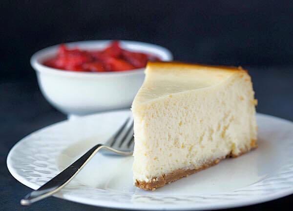 Imagine a plant-based cheesecake that tastes like Juniors in NY or Eli’s in Chicago?  Look no further, you have Sirabella’s!