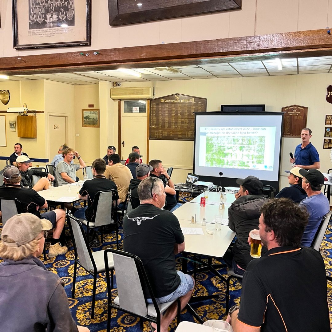 @NorthernSoils group AGM at Mundoora. Guest speakers @TrengoveSam spoke on trial updates & Royce Pitchford (@PinionAdvisory) spoke on costs of owning/operating machinery. Very interesting and a great presentation.