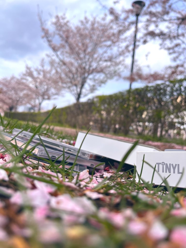 TINYL_JP's tweet photo. #新年度 挨拶🫡
TINYL SPLITです。この度、フォロワーが200人突破しました⬆️

分身するBluetooth搭載CDプレーヤー
ご興味を持ってくださりありがとうございます🫶
今後とも宜しくお願いします🎈 https://t.co/lxB7jUYTa3