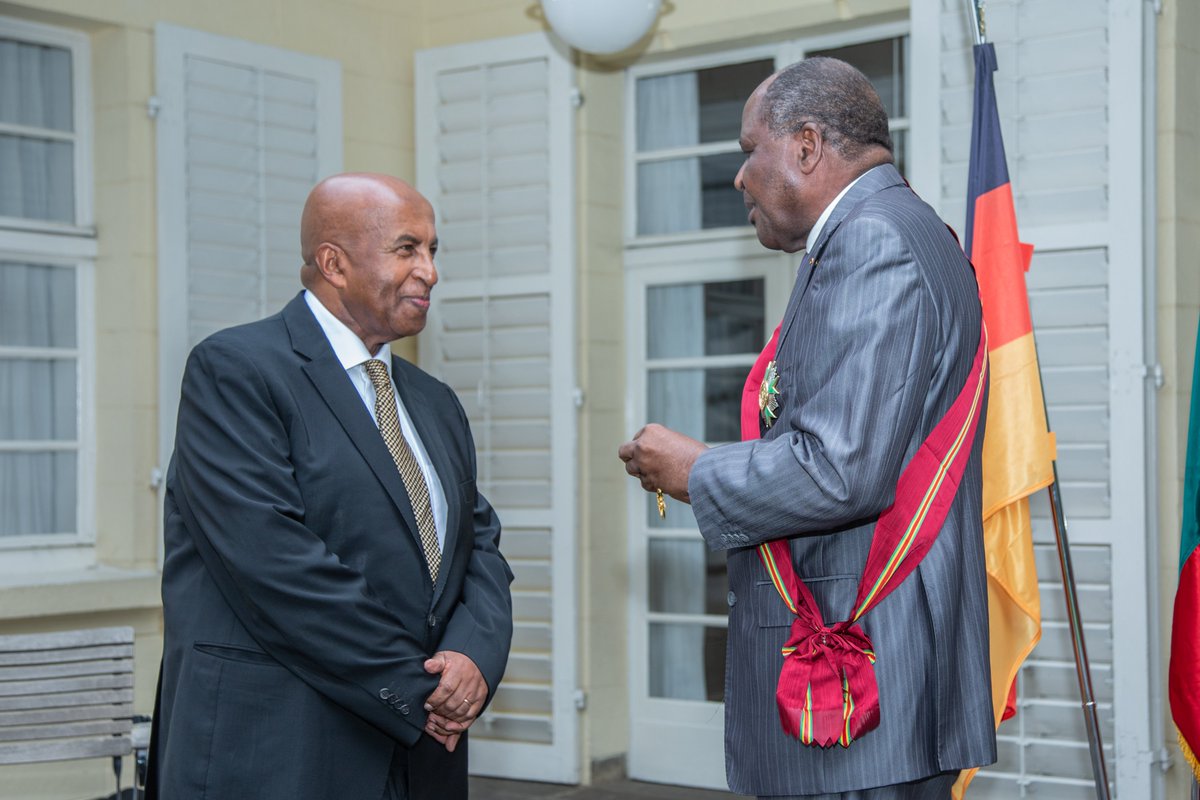 GIZAfricanUnion's tweet photo. A great honour!

Benin🇧🇯 gives knighthood to Esayas Abebe, former Head of @GIZAfricanUnion's Support to the #AUBorderProgramme, in honour of the contribution the programme made under his leadership, at a reception held at @GerEmbAddis. 
@gouvbenin @AA_stabilisiert https://t.co/Yab6KIeYbS