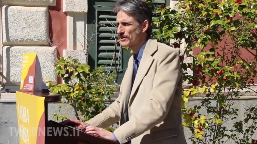 TigullioWebNews's tweet photo. Senape e Amaranto: i colori de L'Erba Persa e di Villa Durazzo - https://t.co/LJlsysU3az https://t.co/cDZc0W3AFj