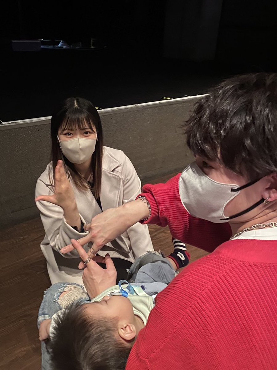 _joe___oO's tweet photo. なんか完全に家族参戦みたいになってたし、あの爆音の中でも白目むいちゃうしそれはほんとーーに気まずいだったけど、ずっと面倒見てくれて助けられまくったありがとな、パパ 👨🏻✨
久しぶりに会えて楽しかったわあ！！！

 #Flavors_2023 https://t.co/BkT8lcIjWe