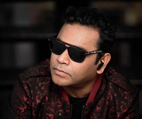 LathkarUnmesh's tweet photo. Musicians in fear as as they might loose their jobs to ChatGPT in future

Meanwhile Mozart of Madras continues to buy new goggles knowing AI can can't create original sounds: https://t.co/xIGoQnhJRW