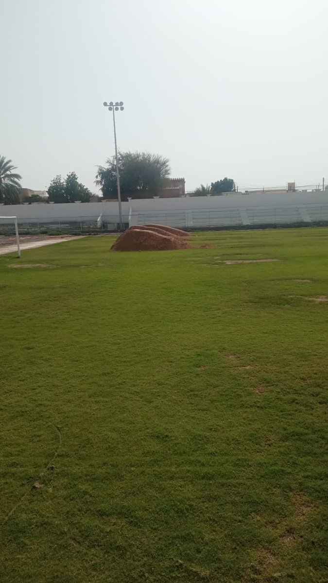 AlwhdaClub's tweet photo. تستمر جهود مجلس إدارة نادي الوحدة الرياضي و ذلك بعمل صيانة شاملة للملعب الرئيسي ، و كذلك صيانة أرضية الملعبين في  النادي الجديد ، و لمدة قد تصل لقرابة الثلاث أشهر و على عدة مراحل ، حيث ستشمل الصيانة تعديل أرضية الملعب بالكامل https://t.co/2AJtbdizmD
