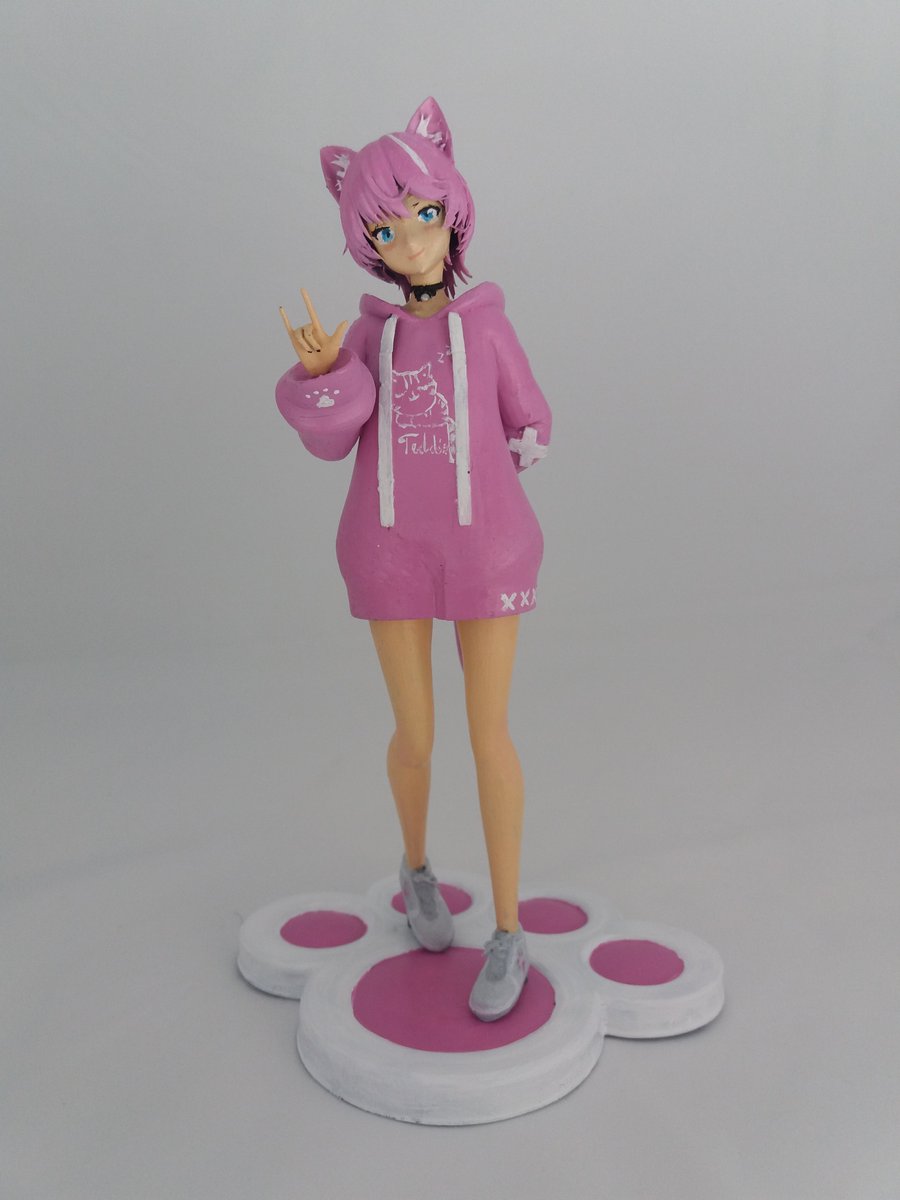 One of my figurines I haven't possed yet. Commission was done for <a href="/CaylaLussier/">SammySammers</a>. #VRChat #3dprint