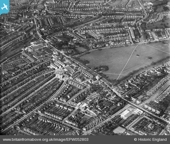 Streatham High Road and Common, taken #OTD  3 April 1937 #StreathamHistory #StreathamCommon #A23 #Aerialphoto