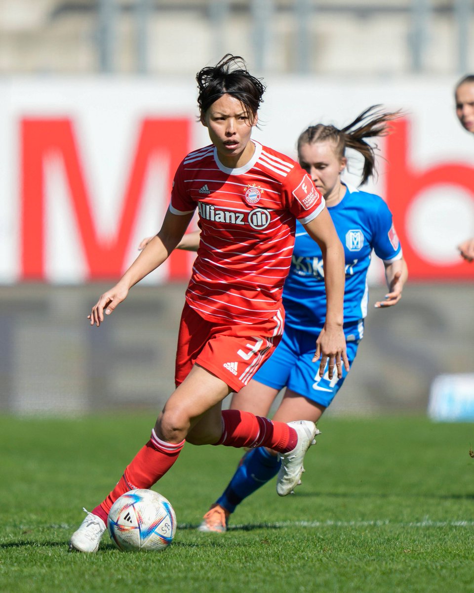 FCBfrauen's tweet photo. +3 ✔️

📷 von #SVMFCB.

#FCBayern #MiaSanMia https://t.co/ASythvaROZ