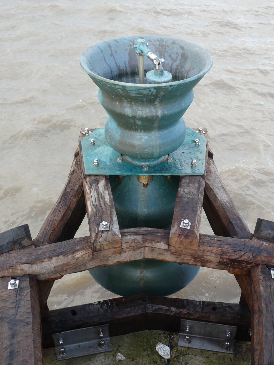 As Chaucer once wrote 'Time and Tide wait for no Man' for #allmetalmonday the Time and Tide bell at Harwich, installed last year @timeandtidebell as part of  a project connecting communities😉