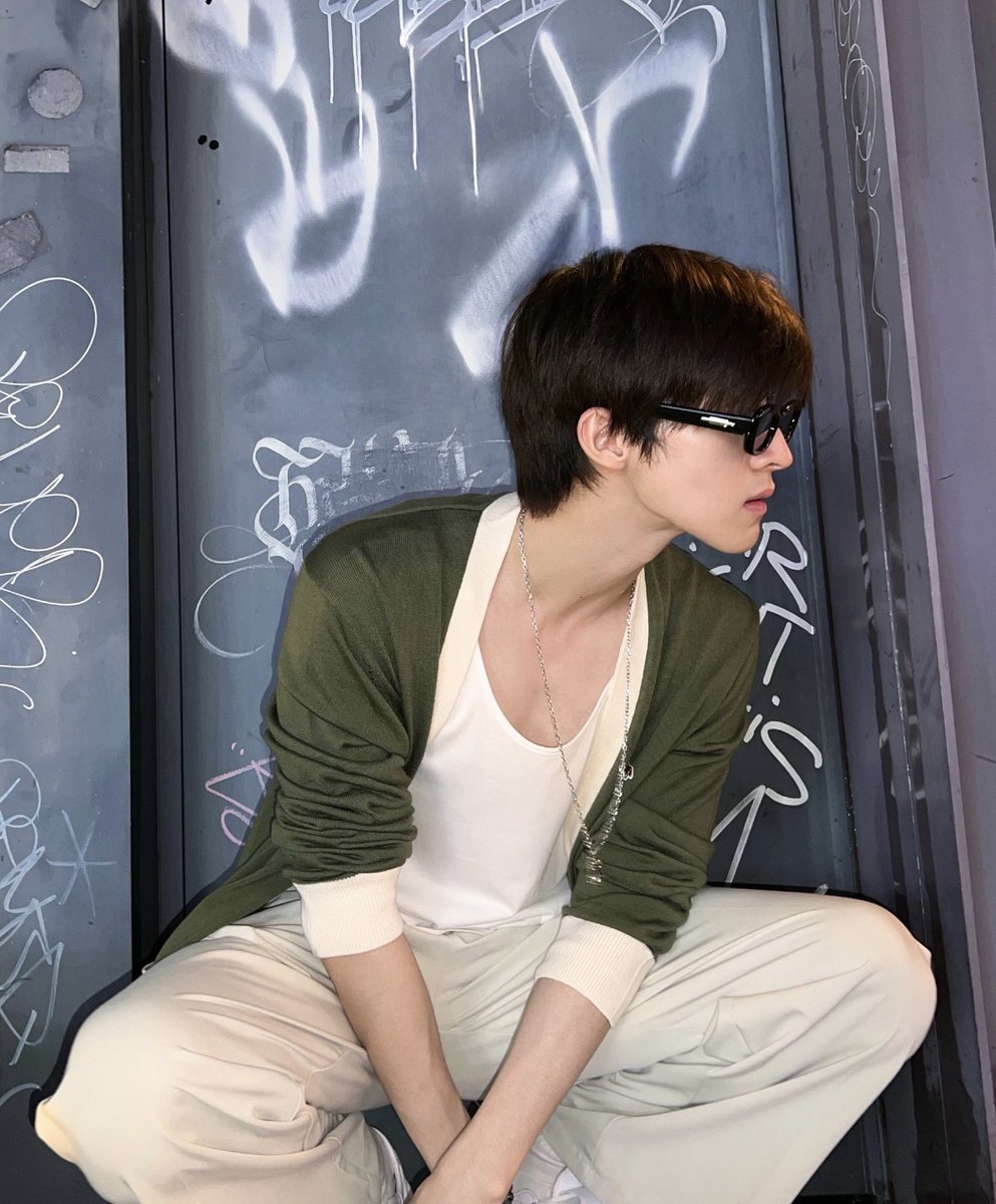 bluepongtiwat_'s tweet photo. hey ü 😎 https://t.co/qMjmX4J8tQ