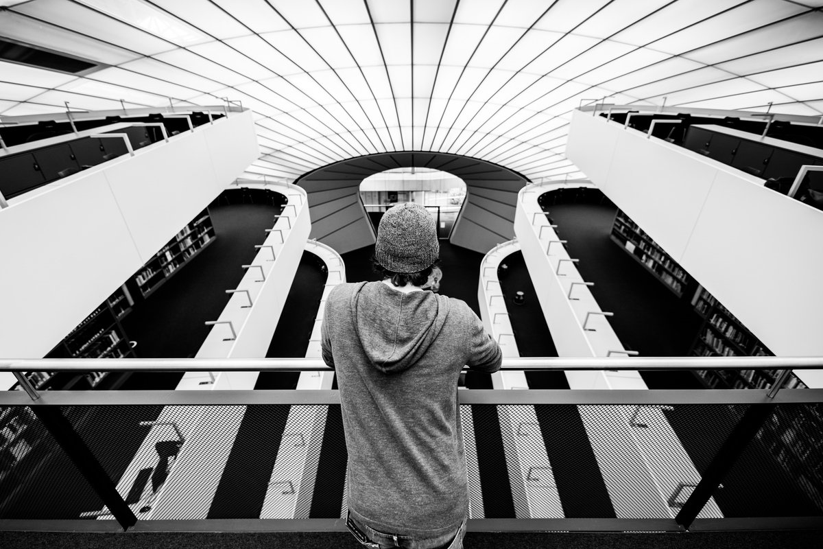 GesslerJan's tweet photo. Photo by Jan Gessler  
#Photography #streetphotography #blackandwhite  #photographer https://t.co/lMU7R5IRj1
