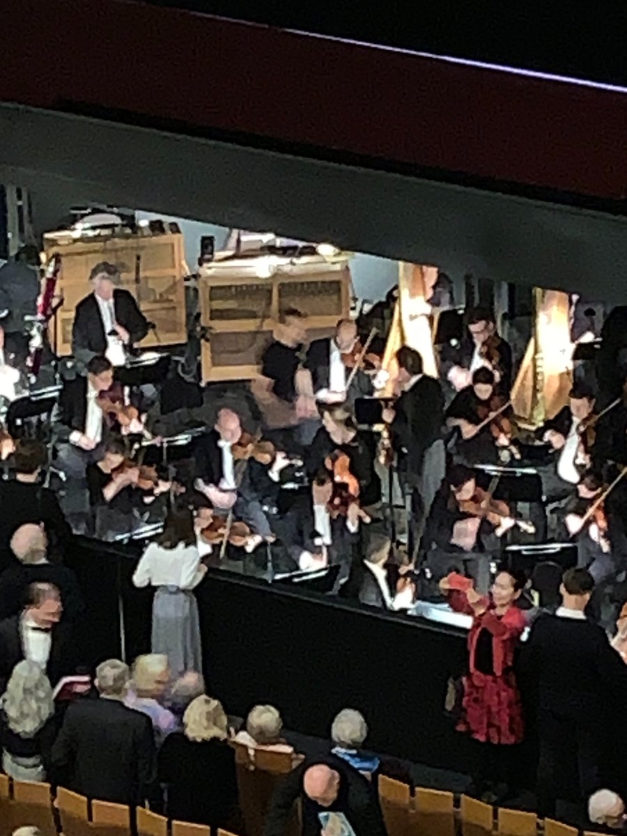 Premiere der Strauss-Oper "Die Frau ohne Schatten" am 1.4.2023 im Festspielhaus von Baden-Baden. Die BerPhil sind mit zwei Celesten besetzt - wie in der Partitur von Strauss gefordert! Frage: Ist es die einzige Partitur mit einer Doppelbesetzung der Celesta?