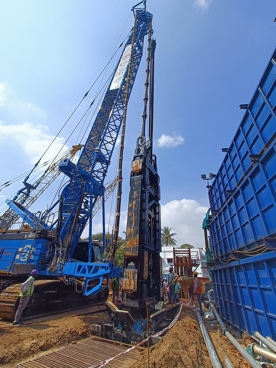 SoilmecSpa's tweet photo. #ITDCementationIndia Ltd is involved in the construction of a new metro station in Mylapore as part of the large scale Chennai #MetroRail Project Phase2. #FoundationWorks include the construction of a continuous perimeter #diaphragmWall excavated using the #SC130 Cougar. https://t.co/R1VL39k233