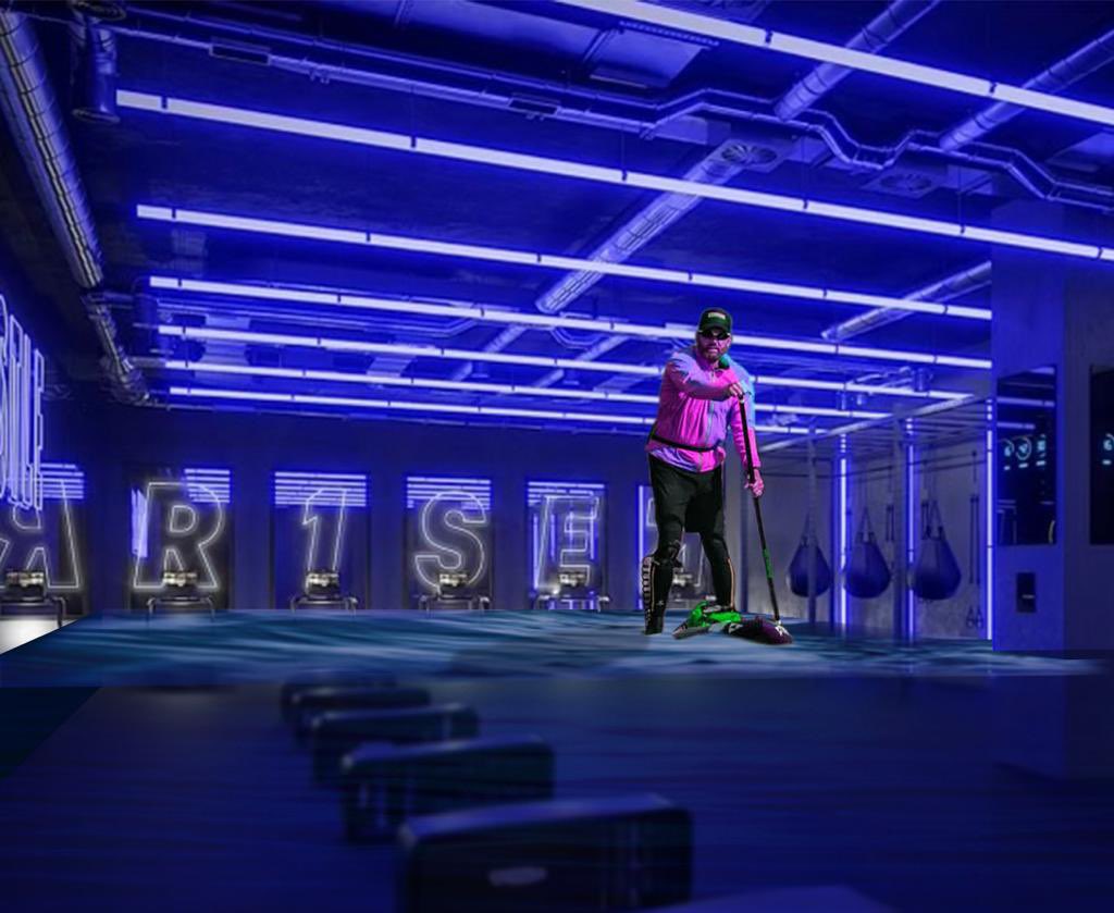 It was fun running a SUP core fitness session at RISE gym Bournemouth, with its new indoor flooded gym, what a facility! @ty_temel #gymwork #core #sup #fitness #corefitness #watersports