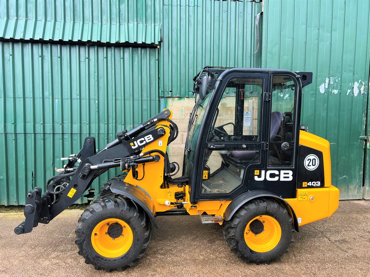 1stBasePlant's tweet photo. 2020 #JCB 403 #wheeledLoader for sale

Direct from JCB - ex-demo unit

This is the #Agri Spec / Smart Power model upgraded from the standard construction spec

Machine has done 385 hours only 

2500kg Operating Mass

https://t.co/Wh3rInJMaC https://t.co/pAXAsRkEp1