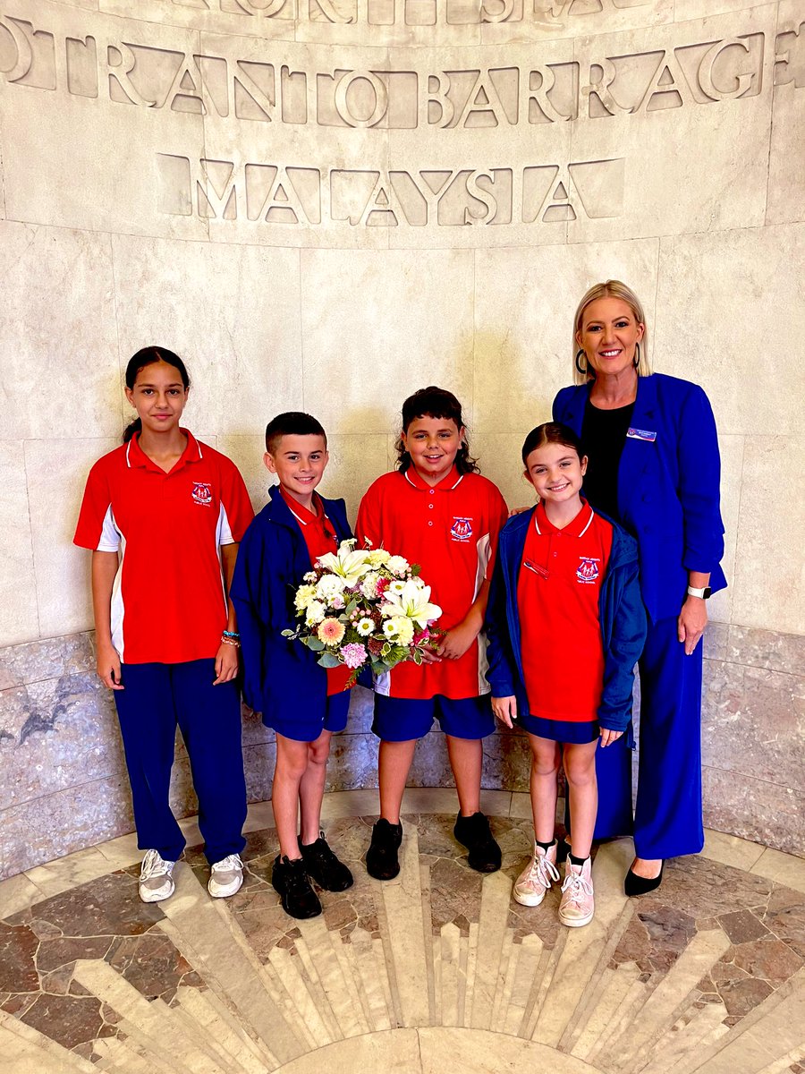 Barrack Heights Public School (@barrackheights) on Twitter photo The RSL ANZAC Service will be one to remember for our leaders. They were beaming with pride as they represented our school. Way to go leaders! <a href="/BarrackHeights/">Barrack Heights Public School</a> <a href="/NSWEducation/">NSW Dept of Education</a> #lovewhereyoulearn The RSL ANZAC Service will be one to remember for our leaders. They were beaming with pride as they represented our school. Way to go leaders! <a href="/BarrackHeights/">Barrack Heights Public School</a> <a href="/NSWEducation/">NSW Dept of Education</a> #lovewhereyoulearn