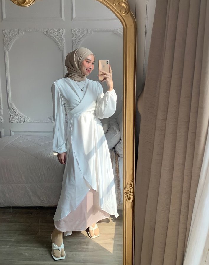 reviewhaul's tweet photo. 1. dress elena ✨

Link shopee : https://t.co/aqMAkIRjqf

✨ Rating 4.9 ✨ https://t.co/cCrU2vujOW