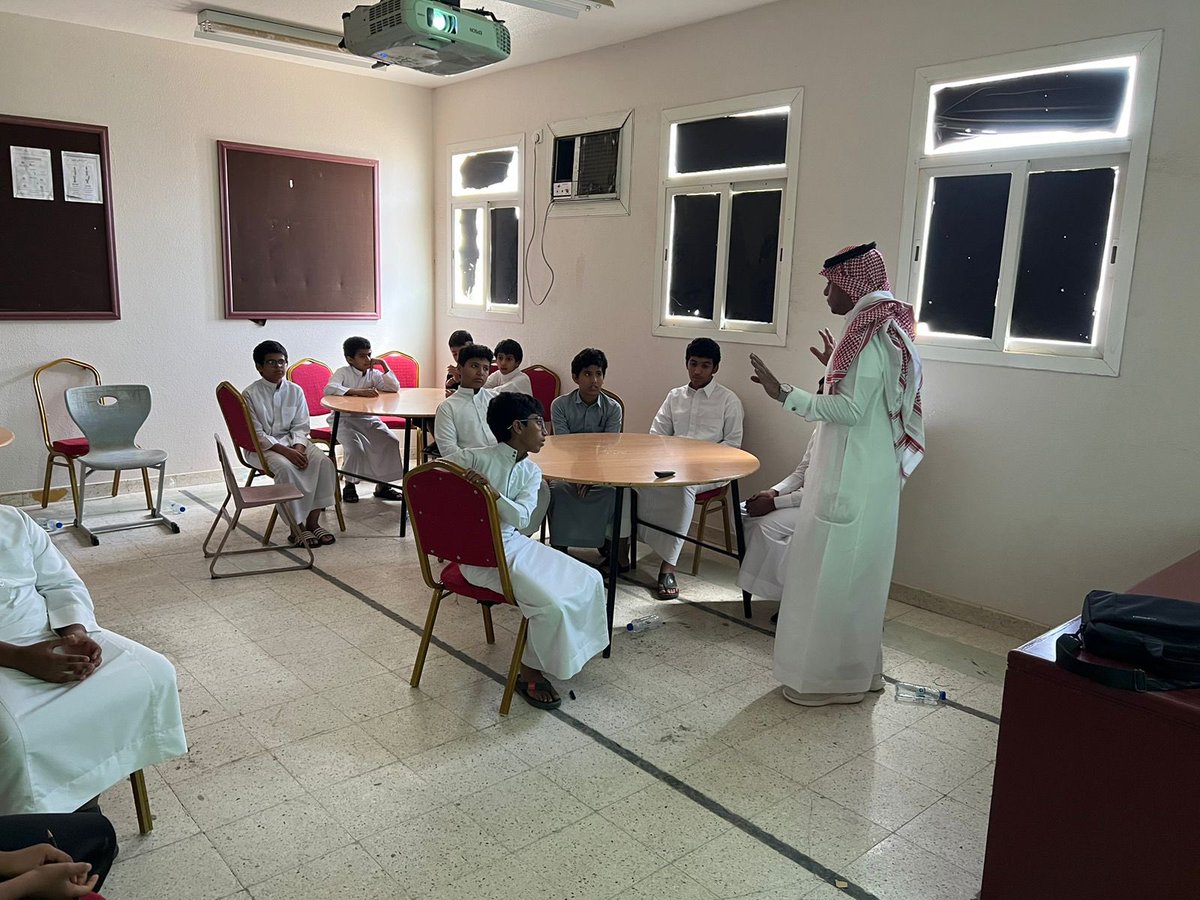 moh12479's tweet photo. برنامج إثرائي  II>

نفذ مركز رعاية الموهوبين بالمظيلف برنامج ( القبعات الست في التفكير )

ضمن برامج مركز الموهوبين بالمظيلف
للفصل الدراسي الثالث في ابتدائية الملك فهد بالمظيلف .

#وزارة_التعليم 
#تعليم_القنفذة https://t.co/95b1WKKymN