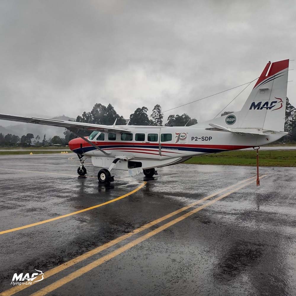 flying4life's tweet photo. P2-SDP – MAF's Cessna Caravan in #PNG – clocked up 2,000 hours in #Balimo #WesternProvince Reg: ‘SDP’ honours donor 'PNG Sustainable Dev Program Ltd' who – together with MAF - carry out aerial #health patrols in Western Province, only accessible by foot or by plane #MedicalMonday https://t.co/S77wm3mXwH