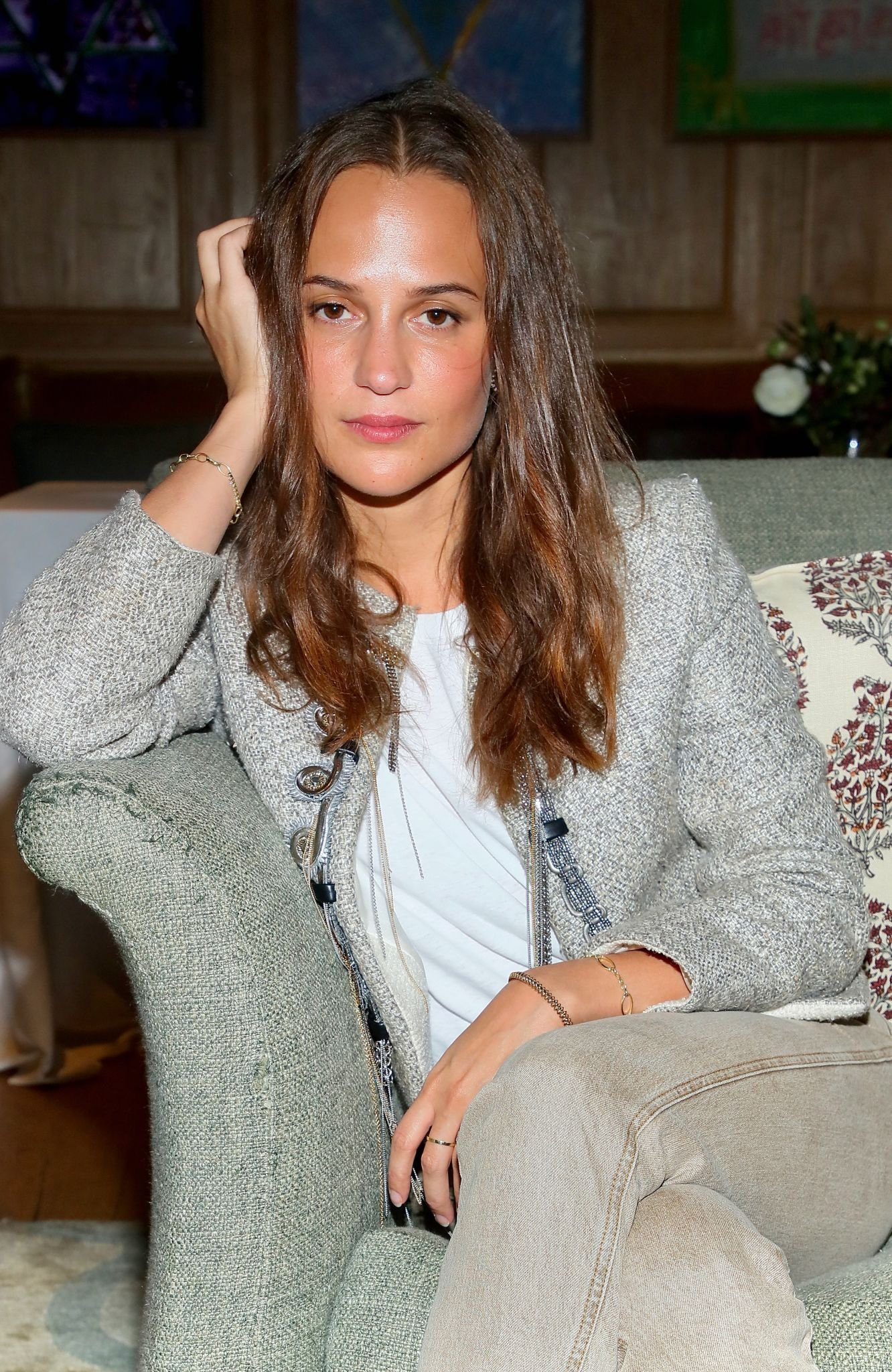 I Heart Alicia on X: 📸 (New Post) Alicia Vikander for Louis