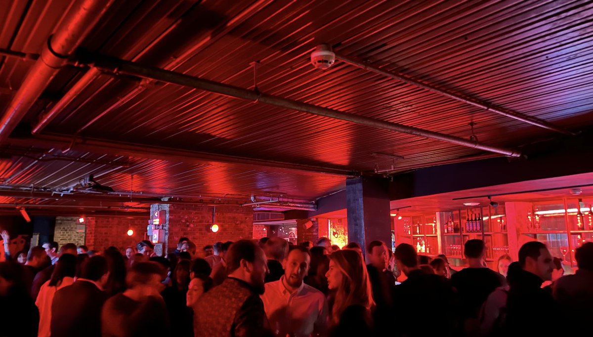 Lutron_EU's tweet image. We were delighted to attend and sponsor the @darcawards at Fabric London last week. It was an incredible event where we were able to proudly showcase our installation with @burohappold.   Congratulations to all the winners! #darcawards #LightingDesign #darcnight